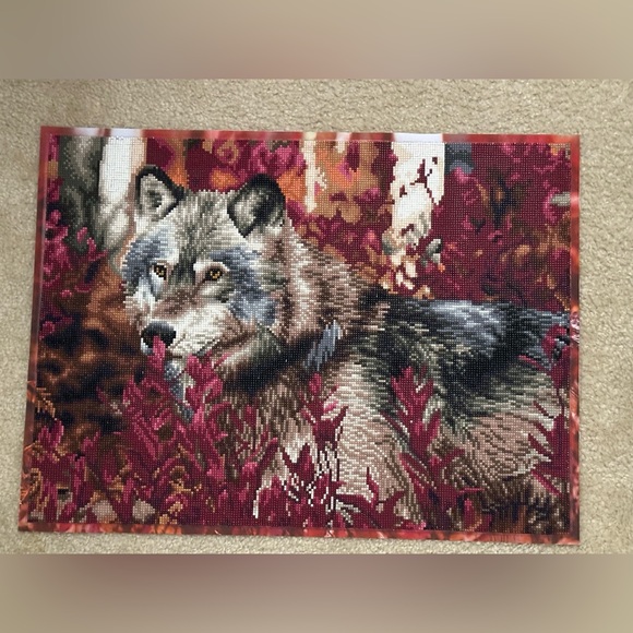 COMPLETED Wolf in nature diamond painting - Picture 1 of 1